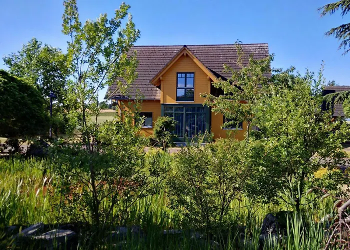 Das Gelbe Landhaus